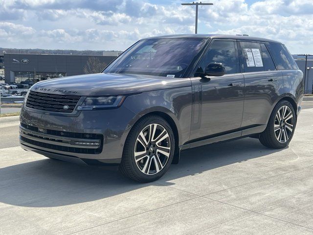 2023 Land Rover Range Rover SE