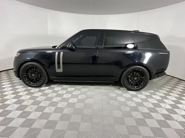 2023 Land Rover Range Rover SE