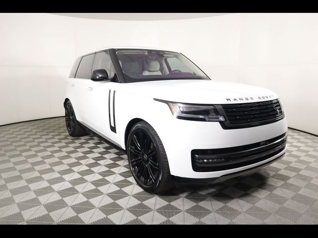 2023 Land Rover Range Rover SE