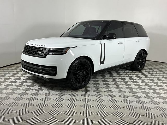 2023 Land Rover Range Rover SE