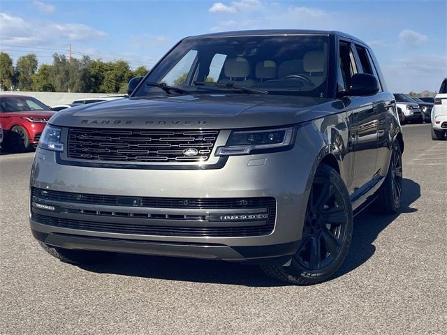 2023 Land Rover Range Rover SE