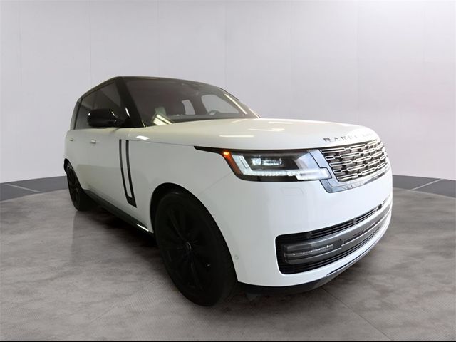 2023 Land Rover Range Rover SE