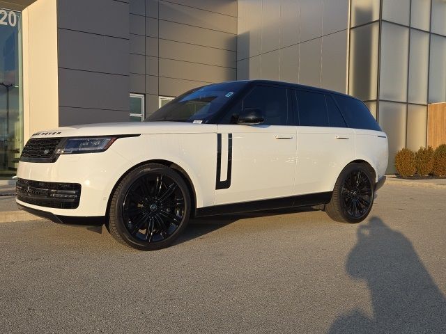 2023 Land Rover Range Rover SE