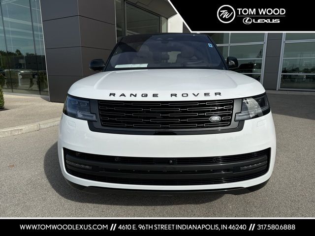 2023 Land Rover Range Rover SE