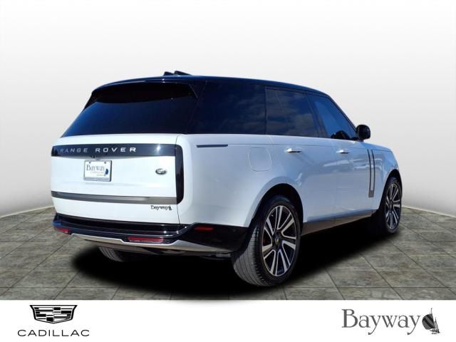 2023 Land Rover Range Rover SE