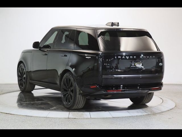 2023 Land Rover Range Rover SE