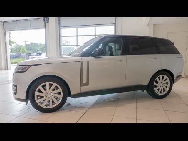 2023 Land Rover Range Rover SE