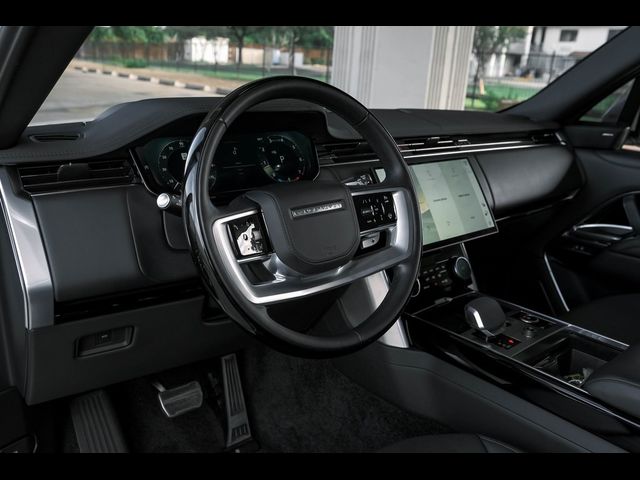 2023 Land Rover Range Rover SE