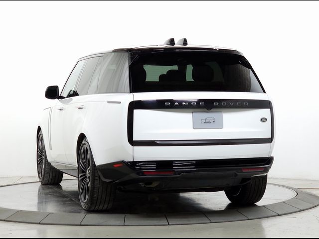 2023 Land Rover Range Rover SE