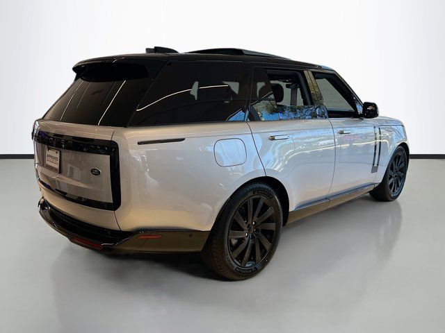 2023 Land Rover Range Rover SE