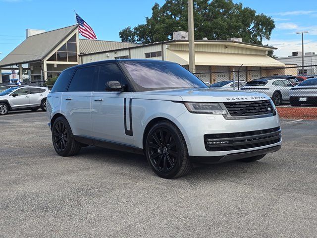 2023 Land Rover Range Rover SE