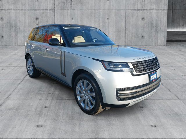 2023 Land Rover Range Rover SE