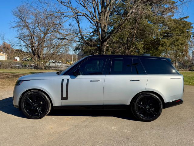 2023 Land Rover Range Rover SE