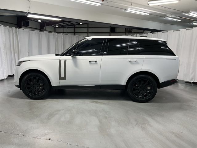 2023 Land Rover Range Rover SE