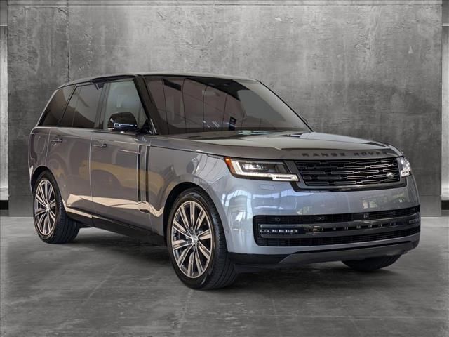 2023 Land Rover Range Rover SE