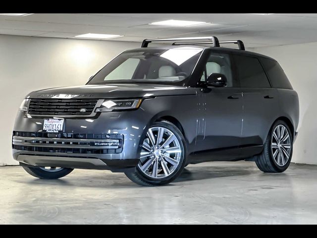 2023 Land Rover Range Rover SE