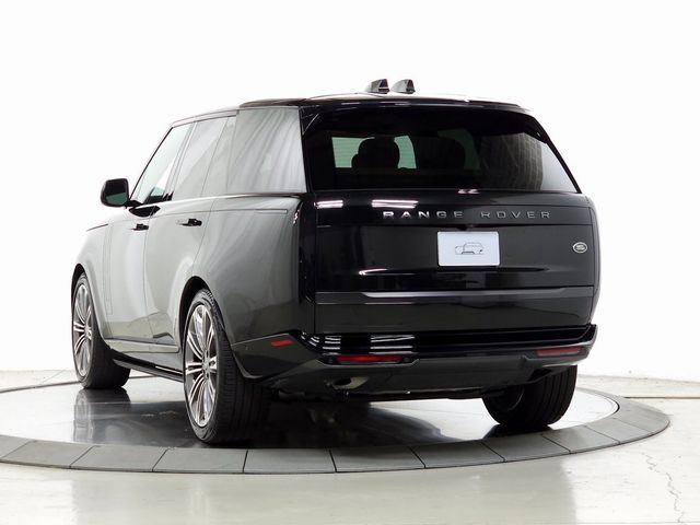 2023 Land Rover Range Rover SE