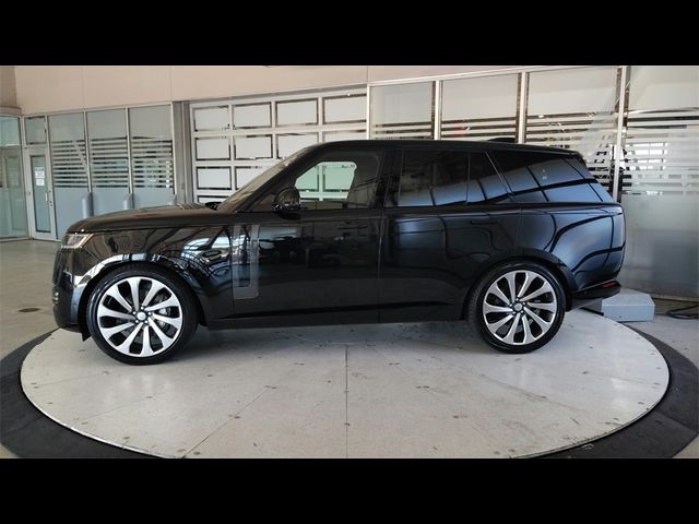 2023 Land Rover Range Rover SE