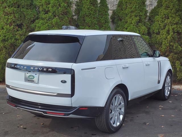 2023 Land Rover Range Rover SE