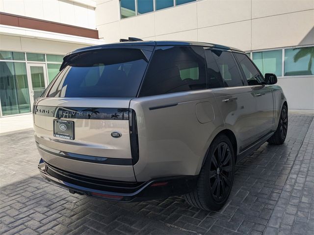 2023 Land Rover Range Rover SE