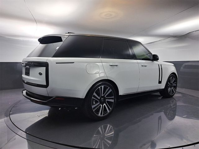 2023 Land Rover Range Rover SE