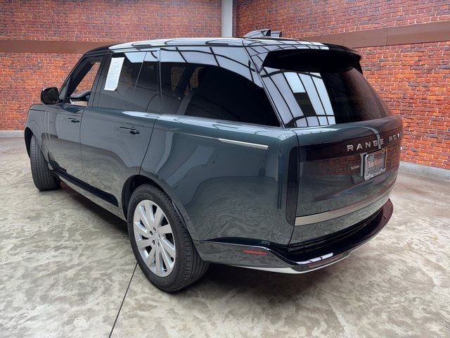 2023 Land Rover Range Rover SE