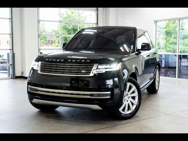 2023 Land Rover Range Rover SE