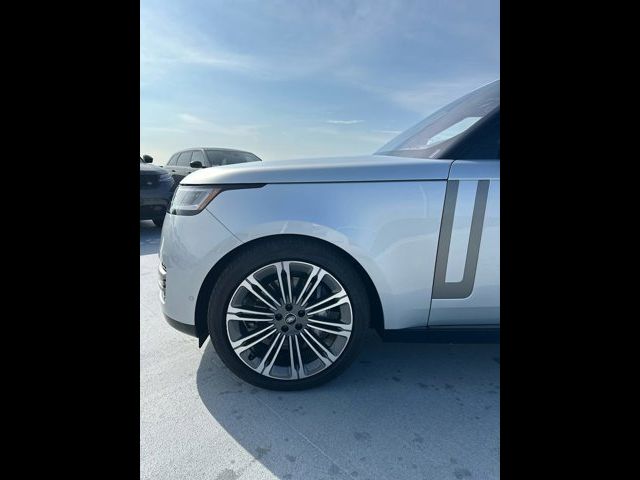 2023 Land Rover Range Rover SE