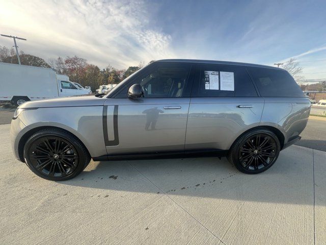 2023 Land Rover Range Rover SE