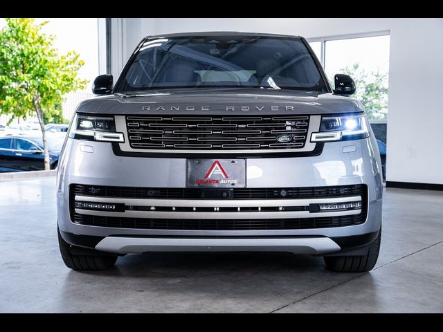 2023 Land Rover Range Rover SE