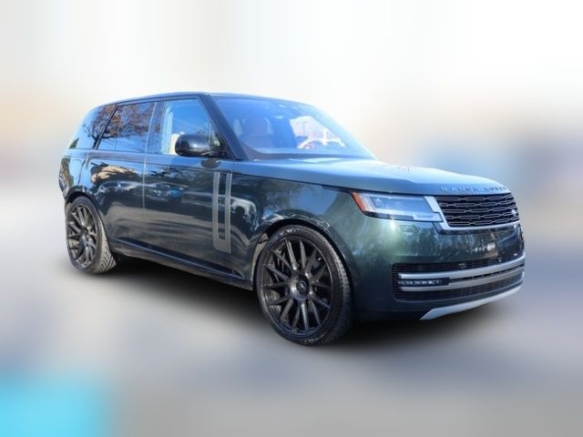 2023 Land Rover Range Rover SE