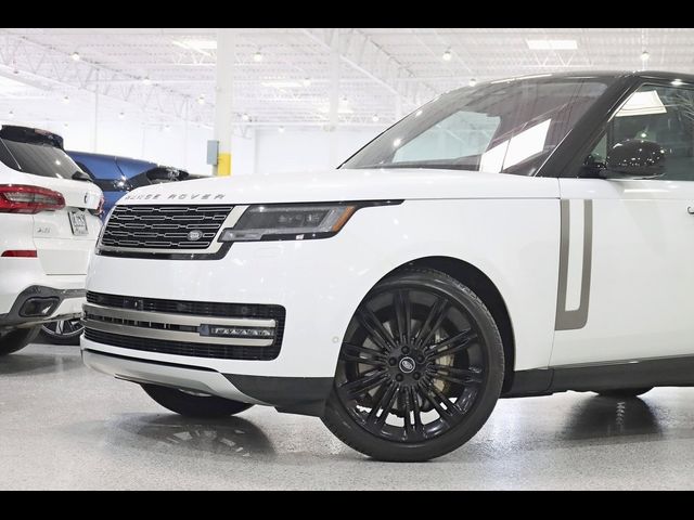 2023 Land Rover Range Rover SE