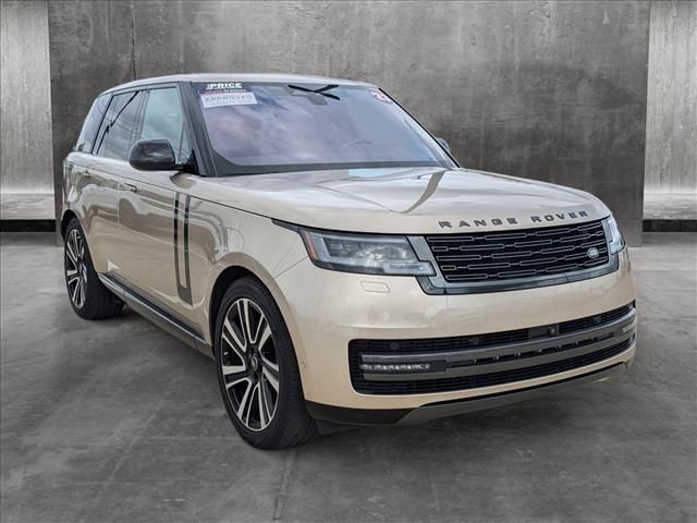 2023 Land Rover Range Rover SE