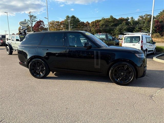 2023 Land Rover Range Rover SE