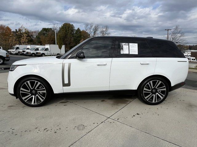 2023 Land Rover Range Rover SE