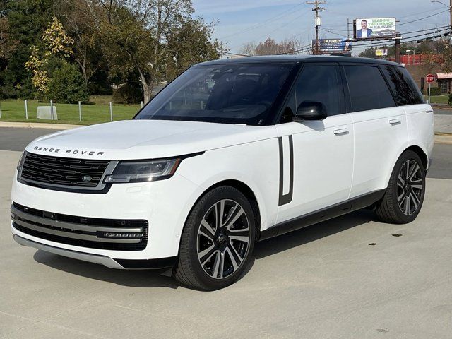 2023 Land Rover Range Rover SE