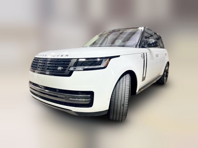 2023 Land Rover Range Rover SE