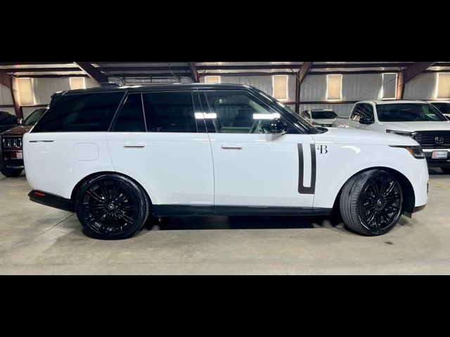 2023 Land Rover Range Rover SE