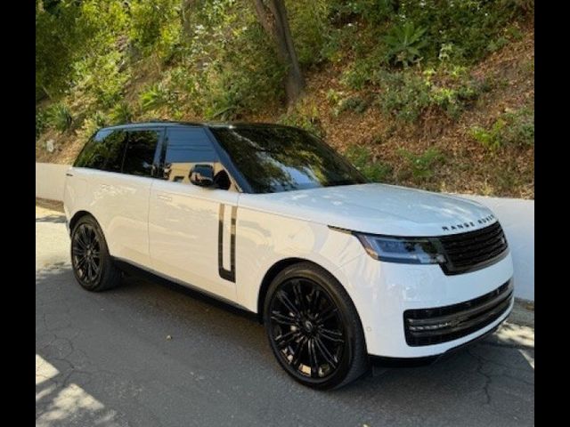 2023 Land Rover Range Rover SE