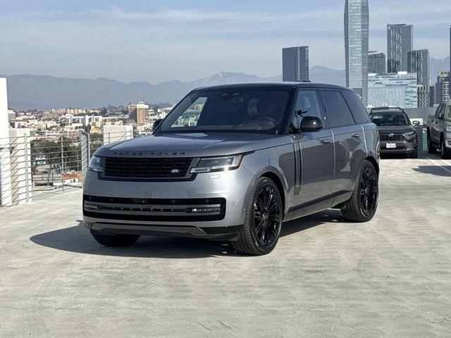 2023 Land Rover Range Rover SE