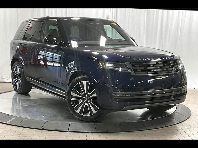 2023 Land Rover Range Rover SE