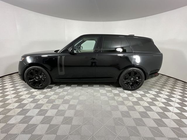 2023 Land Rover Range Rover SE