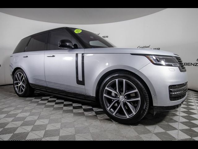 2023 Land Rover Range Rover SE