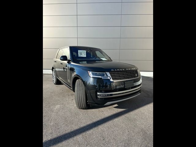 2023 Land Rover Range Rover SE