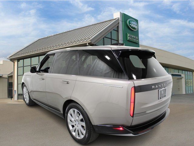 2023 Land Rover Range Rover SE