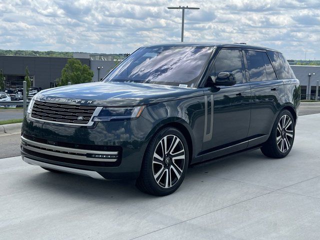 2023 Land Rover Range Rover SE