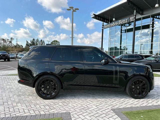 2023 Land Rover Range Rover SE