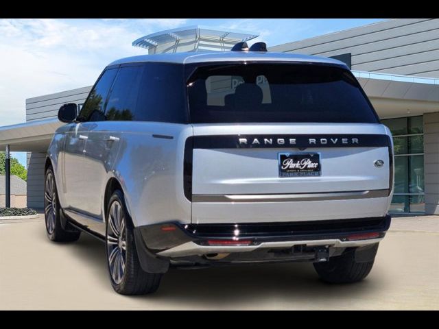 2023 Land Rover Range Rover SE