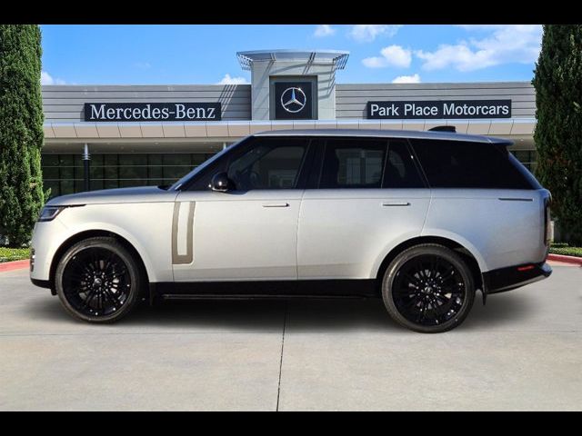 2023 Land Rover Range Rover SE