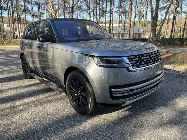 2023 Land Rover Range Rover SE